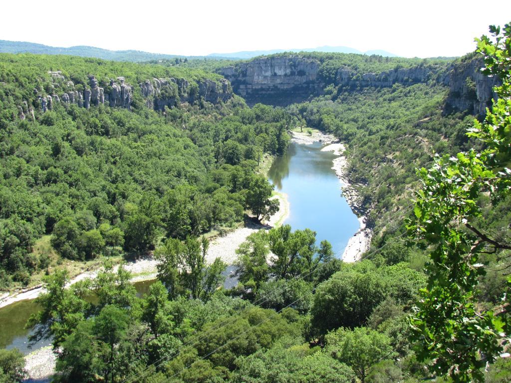 Camping Les Chenes Chauzon Exterior photo